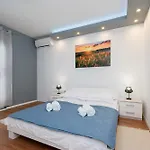 Dalmatino بوسيدارجي