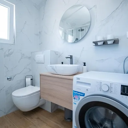 Dalmatino شقة بوسيدارجي