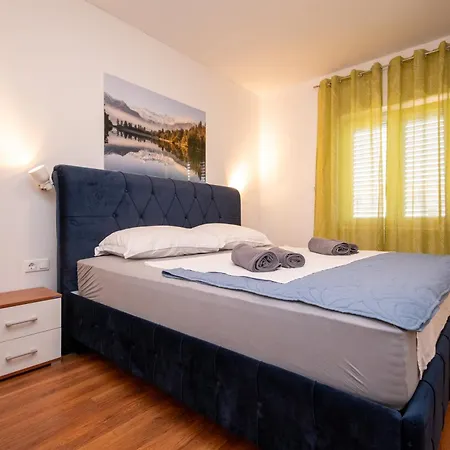 Dalmatino Апартаменты *