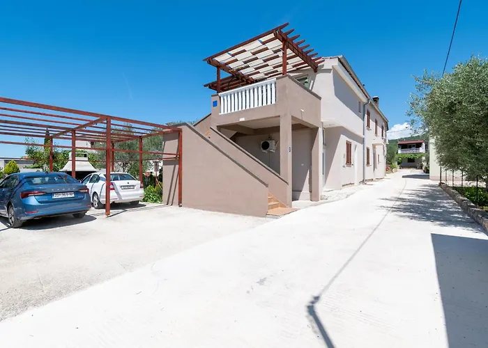 Apartman Dalmatino *